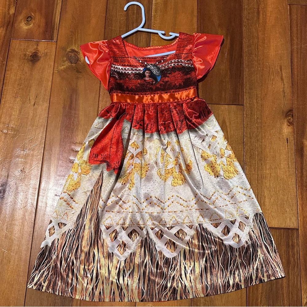 Moana dress 👗 🧡
